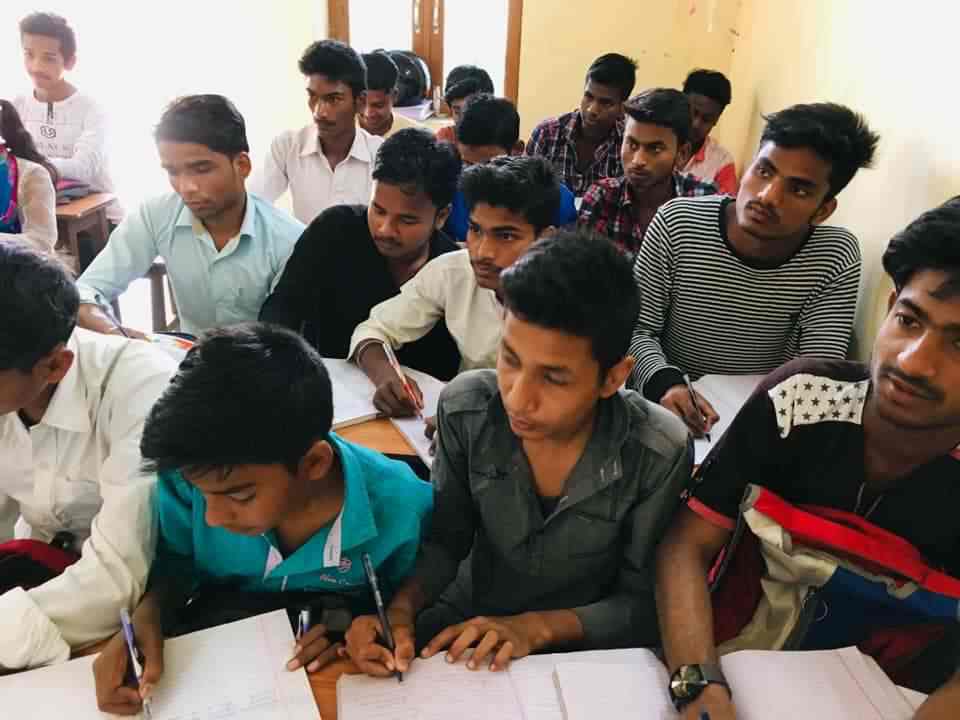 Raman English Classes Sitamadhi